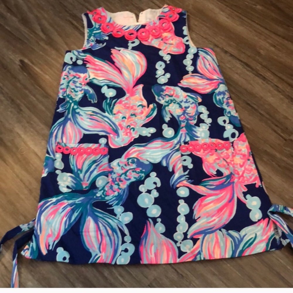 Size 6 Lilly dress